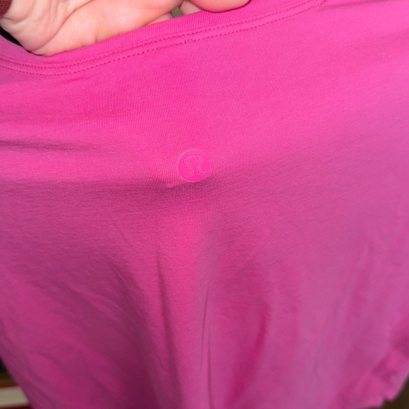 Cates Tee - Picture 5 of 7